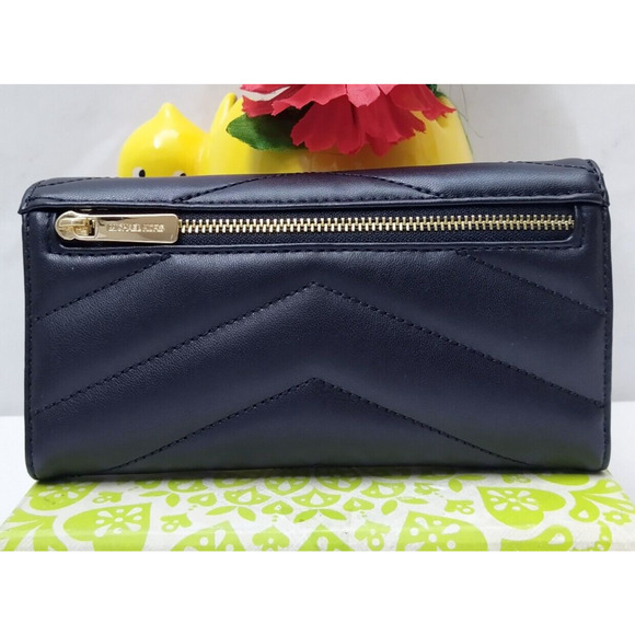 Michael Kors Jet Set Travel Black Quilted Leather Credit Card Fold Wallet - $298 - Picture 2 of 15